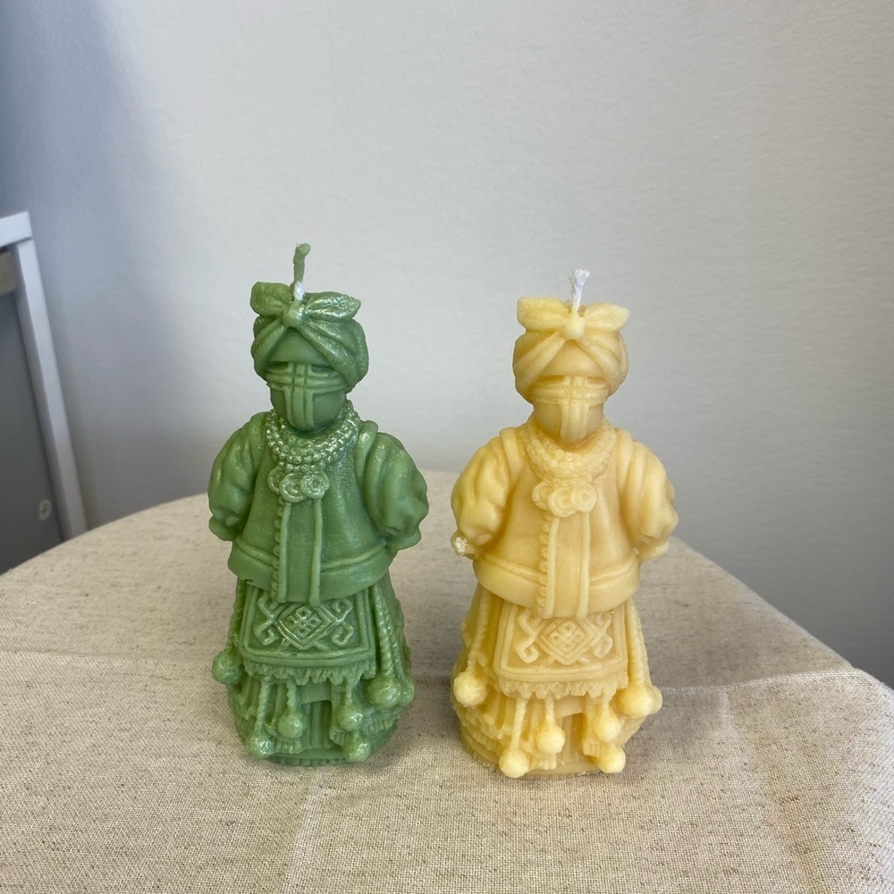 Elegant Green and Yellow Decorative Candles
